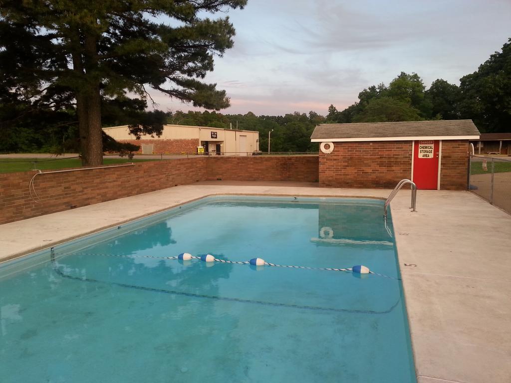 Holiday Pines Motel Jay Екстер'єр фото